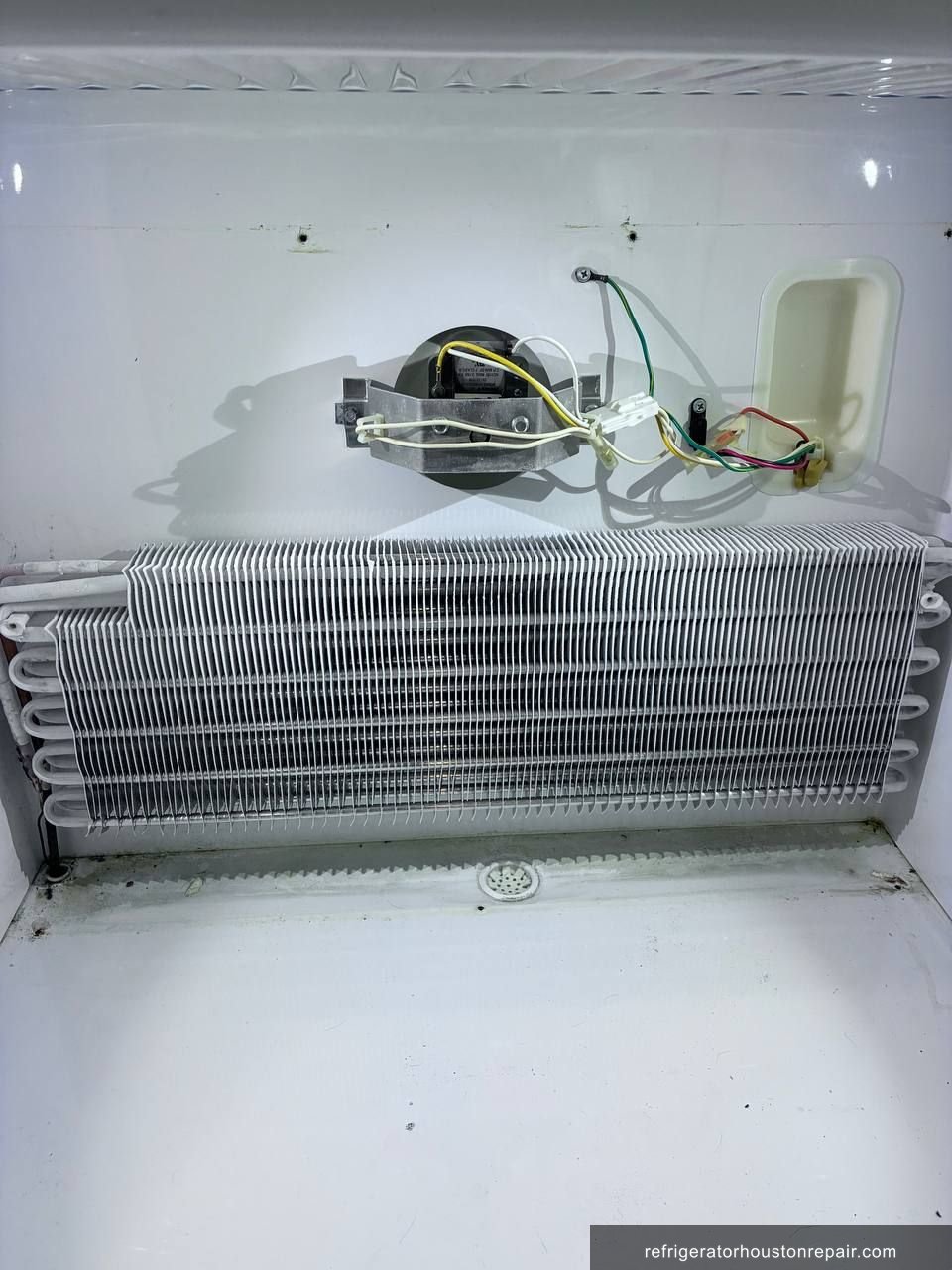 Electrolux FPRU19F8RFF repair in Magnolia, TX β photo 1