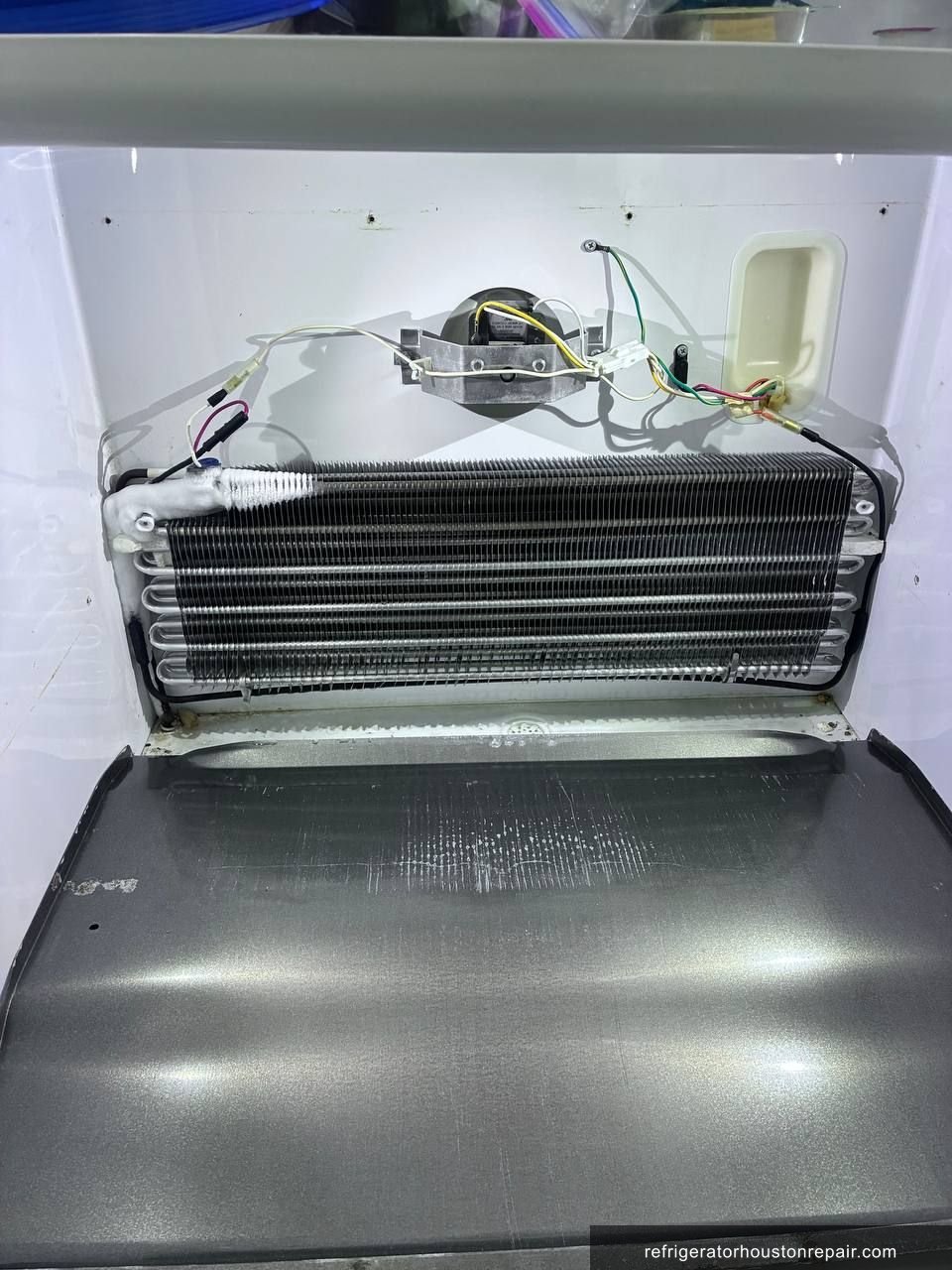 Electrolux FPRU19F8RFF repair in Magnolia, TX β photo 4