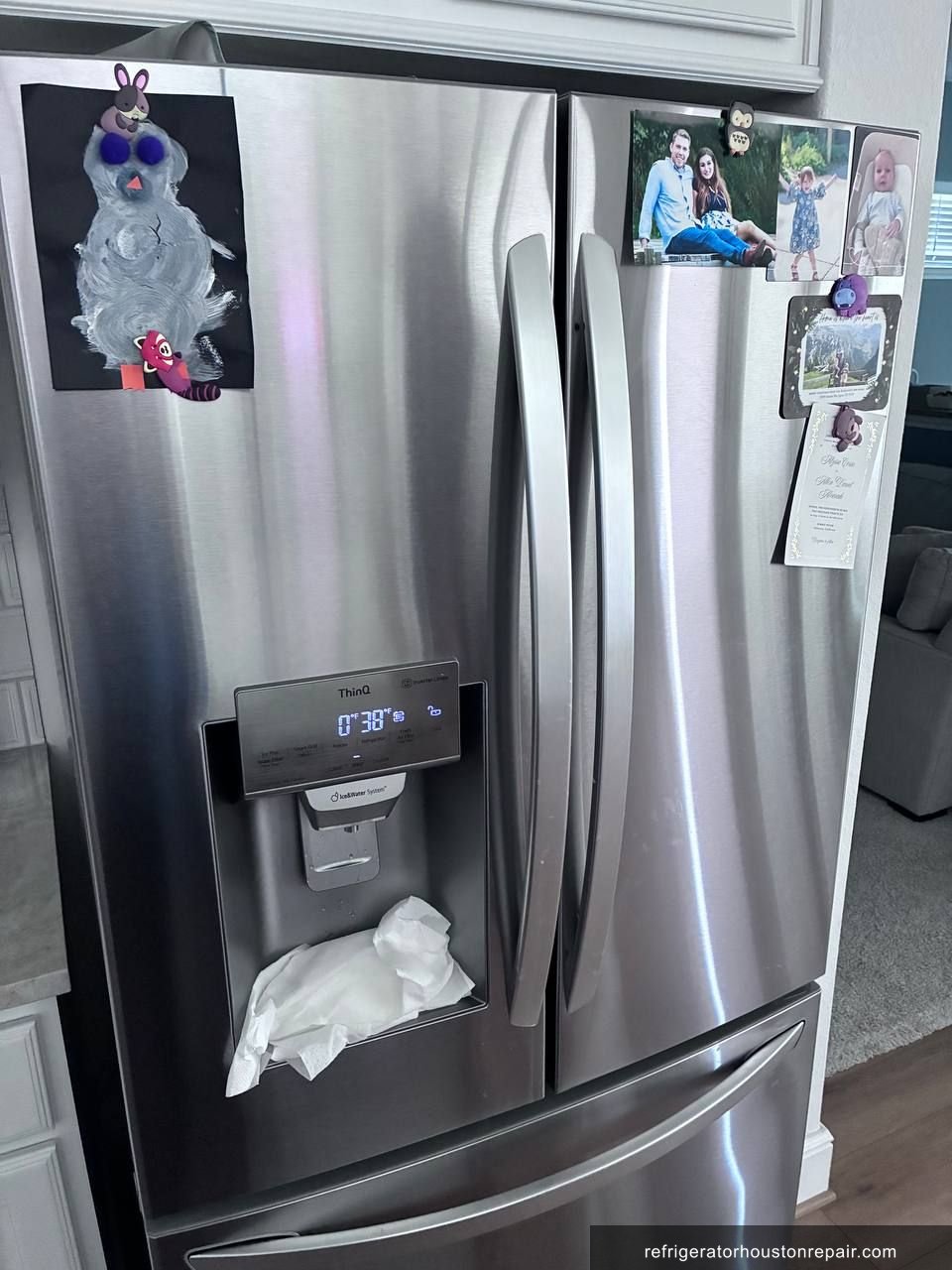 LG LEXS26073S/10: Freezer Fan Failure Causing No Cooling and Ice Maker Shutdown in Cypress, TX