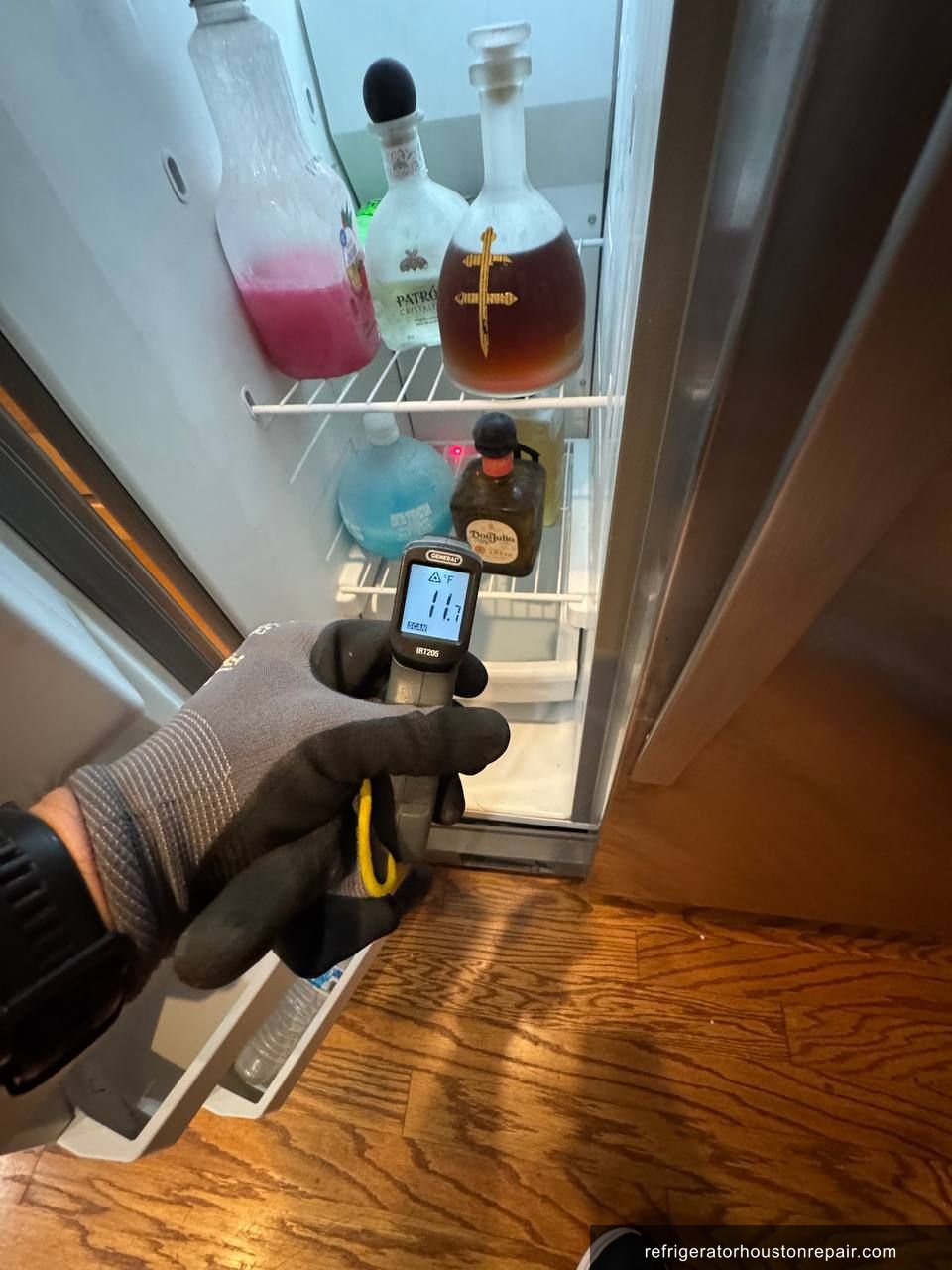 Whirlpool WRS325FDAM02 repair in Memorial, TX — photo 1